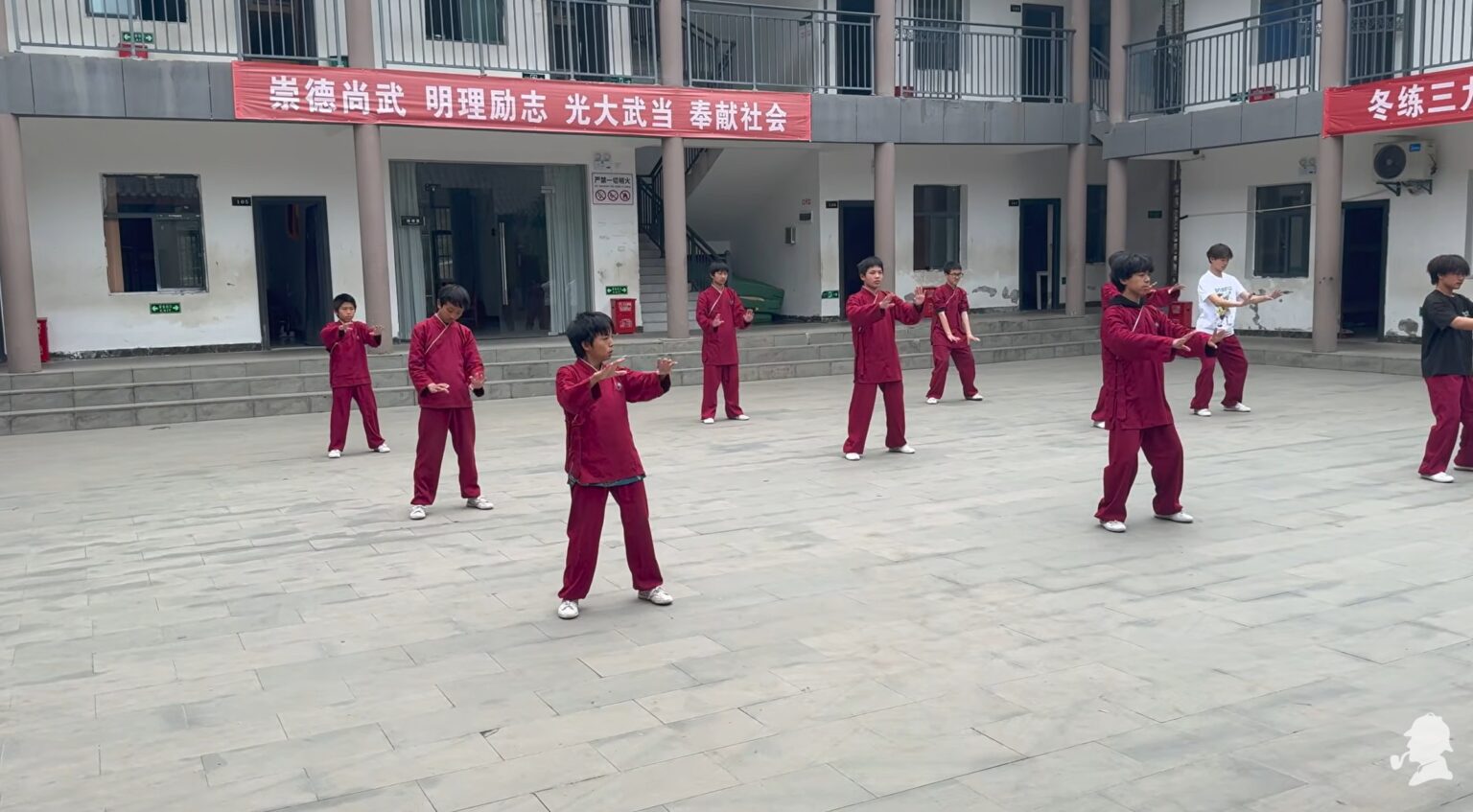 Entrenando en las montañas de Wudang (China) + entrevista a mi shifu